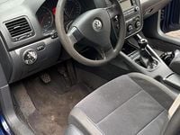 Gebraucht VW Jetta Comfortline 102 PS (75 kW) 2005 Blau Limousine