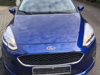 Gebraucht Ford Fiesta 69 PS (50 kW) 2017 Blau Limousine