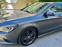 Gebraucht Mercedes CLA180 Shooting Brake Urban 122 PS (89 kW) 2016 Grau Kombi