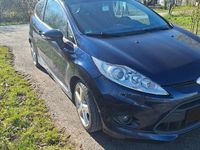 Gebraucht Ford Fiesta 92 PS (67 kW) 2010 Blau Kleinwagen