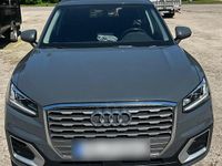 Gebraucht Audi Q2 Sport 116 PS (85 kW) 2019 Grau SUV