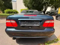 Gebraucht Mercedes CLK230 197 PS (144 kW) 2001 Blau Cabrio