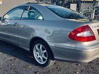 Gebraucht Mercedes CLK280 231 PS (169 kW) 2007 Cubanitsilber  metallic Coupé
