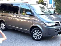 Gebraucht VW Multivan 140 PS (102 kW) 2014 Grau Van / Kleinbus
