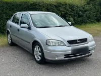 Gebraucht Opel Astra 106 PS (77 kW) 2001 Silber Limousine