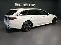Gebraucht Mercedes E300 Avantgarde 197 PS (144 kW) 2024 Weiß unilack polarweiß Kombi
