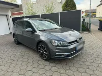 Gebraucht VW Golf VII Highline 150 PS (110 kW) 2019 Grau Kombi