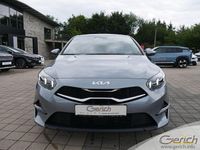 Neu Kia Ceed 140 PS (102 kW) 2025 Silber Kleinwagen