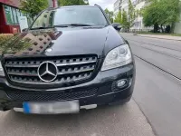 Gebraucht Mercedes ML420 306 PS (225 kW) 2007 Schwarz SUV