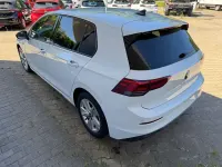 Gebraucht VW Golf VIII 150 PS (110 kW) 2021 Weiß Limousine
