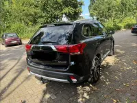 Gebraucht Mitsubishi Outlander Plus 150 PS (110 kW) 2016 Schwarz SUV
