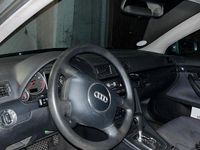 Second-hand Audi A4 150 CP (110 kW) 2001 Argintiu Break