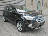 Gebraucht Ford Kuga Trend 150 PS (110 kW) 2018 Schwarz SUV