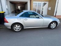 Second-hand Mercedes SLK200 163 CP (119 kW) 2001 Argintiu Cabrio