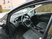 Gebraucht Ford Fiesta 95 PS (69 kW) 2015 Schwarz Kleinwagen