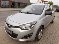 Gebraucht Hyundai i20 Edition 86 PS (63 kW) 2014 Silber Limousine