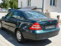 Gebraucht Mercedes C180 Classic 129 PS (94 kW) 2001 Grün Limousine