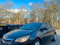 Gebraucht Opel Astra 116 PS (85 kW) 2010 Schwarz Limousine