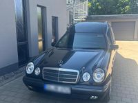 Używany Mercedes E280 204 KM (150 kW) 1999