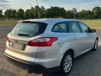 Gebraucht Ford Focus Titanium 140 PS (102 kW) 2012 Silber Kombi