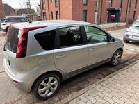 Gebraucht Nissan Note Acenta 88 PS (64 kW) 2010 Silber Kleinwagen