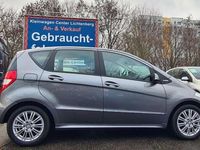 Gebraucht Mercedes A160 Elegance 82 PS (60 kW) 2011 Grau Van / Kleinbus