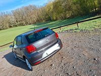 Second-hand VW Polo LOUNGE 75 CP (55 kW) 2016 Gri Hatchback