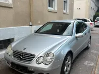 Gebraucht Mercedes C180 136 PS (100 kW) 2005 Silber Coupé