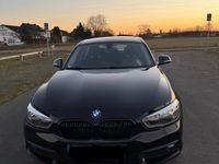 Gebraucht BMW 116 Advantage 109 PS (80 kW) 2017 Schwarz Kleinwagen