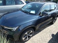 Neu Volvo XC40 Ultra 163 PS (119 kW) 2025 Denim blue (blau) SUV