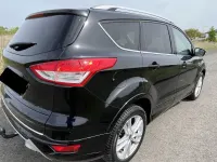 Usado Ford Kuga 179 HP (131 kW) 2016 Preto SUV