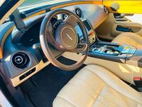 Gebraucht Jaguar XJ Luxury 275 PS (202 kW) 2013 Weiß Limousine
