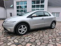 Gebraucht Honda Civic 100 PS (73 kW) 2011 Silber Limousine