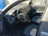 Gebraucht Hyundai i10 Style 77 PS (56 kW) 2009 Grau Kleinwagen