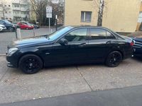 Gebraucht Mercedes 220 170 PS (125 kW) 2011 Schwarz Limousine