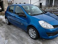 Gebraucht Renault Clio II 75 PS (55 kW) 2005 Blau Kleinwagen