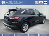 Usado Ford Kuga Titanium 225 HP (165 kW) 2022 Preto SUV