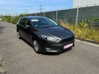 Gebraucht Ford Focus Business Edition 125 PS (91 kW) 2015 Grau Kombi
