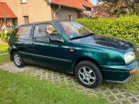 Gebraucht VW Golf III 60 PS (44 kW) 1997 Grün Kleinwagen