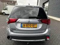 Gebraucht Mitsubishi Outlander 150 PS (110 kW) 2017 Grau SUV
