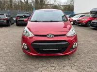 Gebraucht Hyundai i10 Edition 87 PS (63 kW) 2015 Red passion / mic Kleinwagen