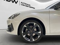 Gebraucht Cupra Leon 150 PS (110 kW) 2024 Candy weiß Limousine