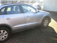 Gebraucht Audi Q3 Basis 125 PS (91 kW) 2017 Florettsilber metallic SUV