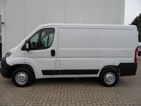 Gebraucht Opel Movano 140 PS (102 kW) 2024 Casablancaweiß Van