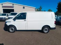 Gebraucht VW T6.1 110 PS (80 kW) 2023 Weiß Van