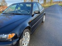 Gebraucht BMW 318 143 PS (105 kW) 2004 Schwarz Limousine