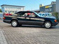 Gebraucht Mercedes 230 136 PS (100 kW) 1988 Blau Coupé