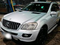 Używany Mercedes ML280 190 KM (139 kW) 2008 Czarny SUV