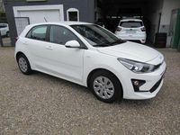 Gebraucht Kia Rio 83 PS (61 kW) 2022 Weiß Limousine