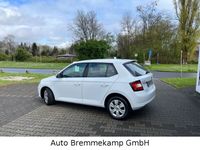 gebraucht Skoda Fabia 1,0 MPI Cool Edition Allwetterbereifung